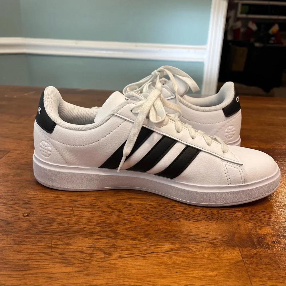Men's Grand Court 2.0 Sneaker white black size 9.5 - Picture 3 of 8